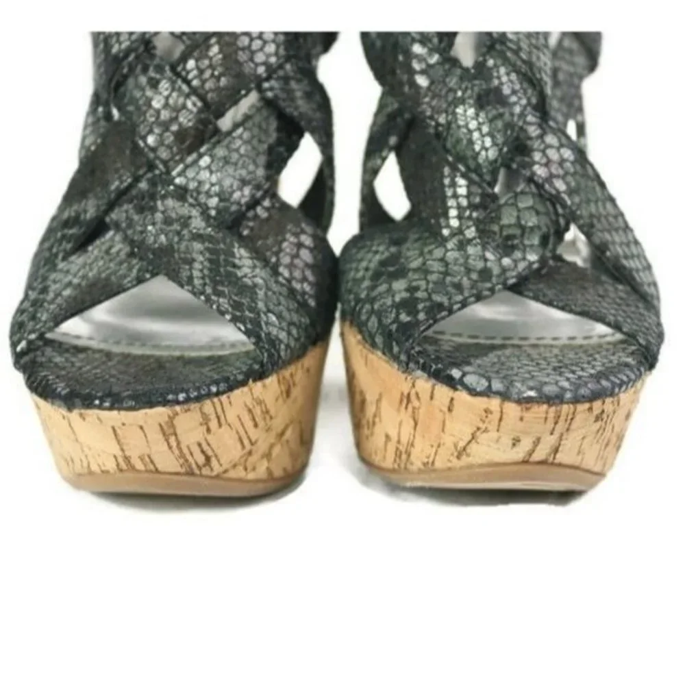 Bamboo Nanette Shoes Heels Sandals‎ Platform Black Silver Snake Cork 7.5